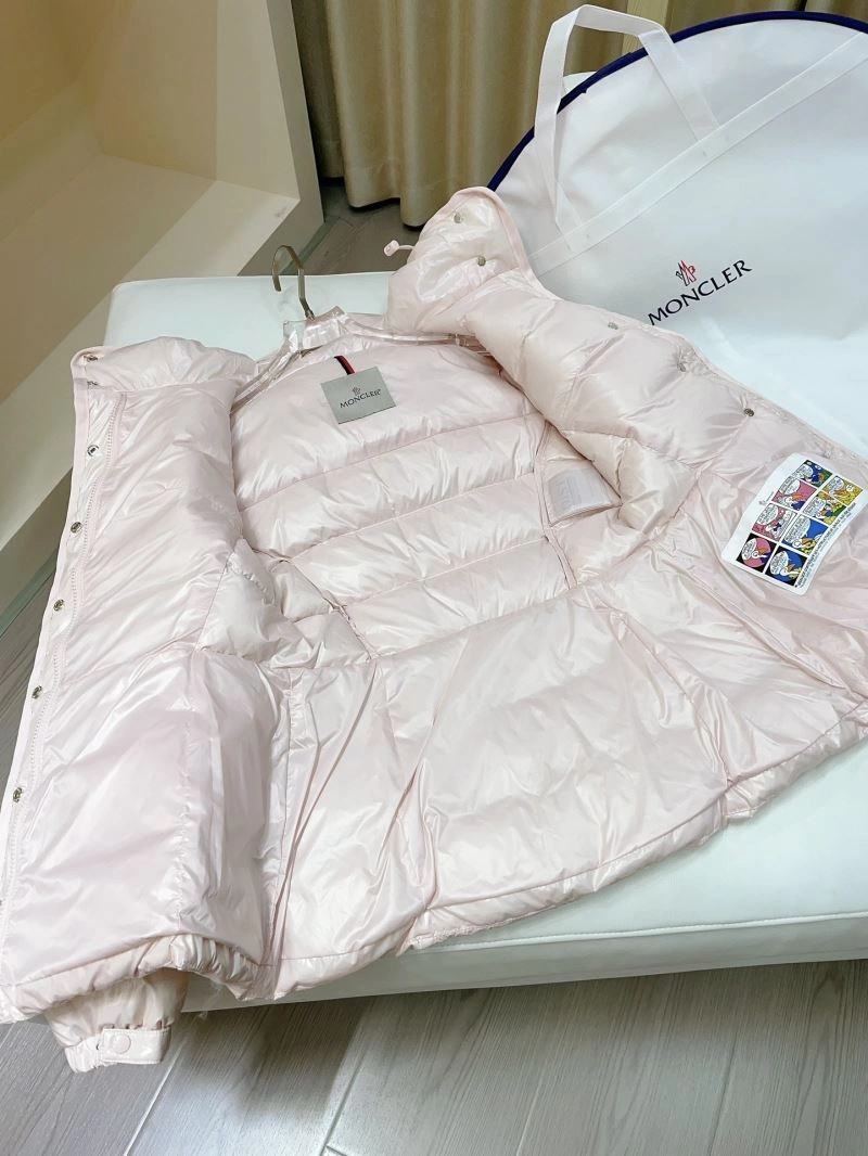 Moncler Down Jackets Sporty 145126