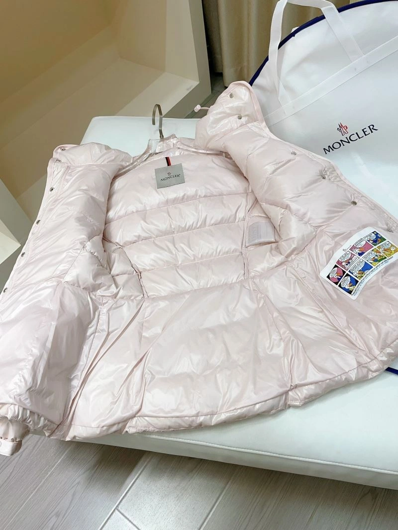 Moncler Down Jackets Sporty 145126