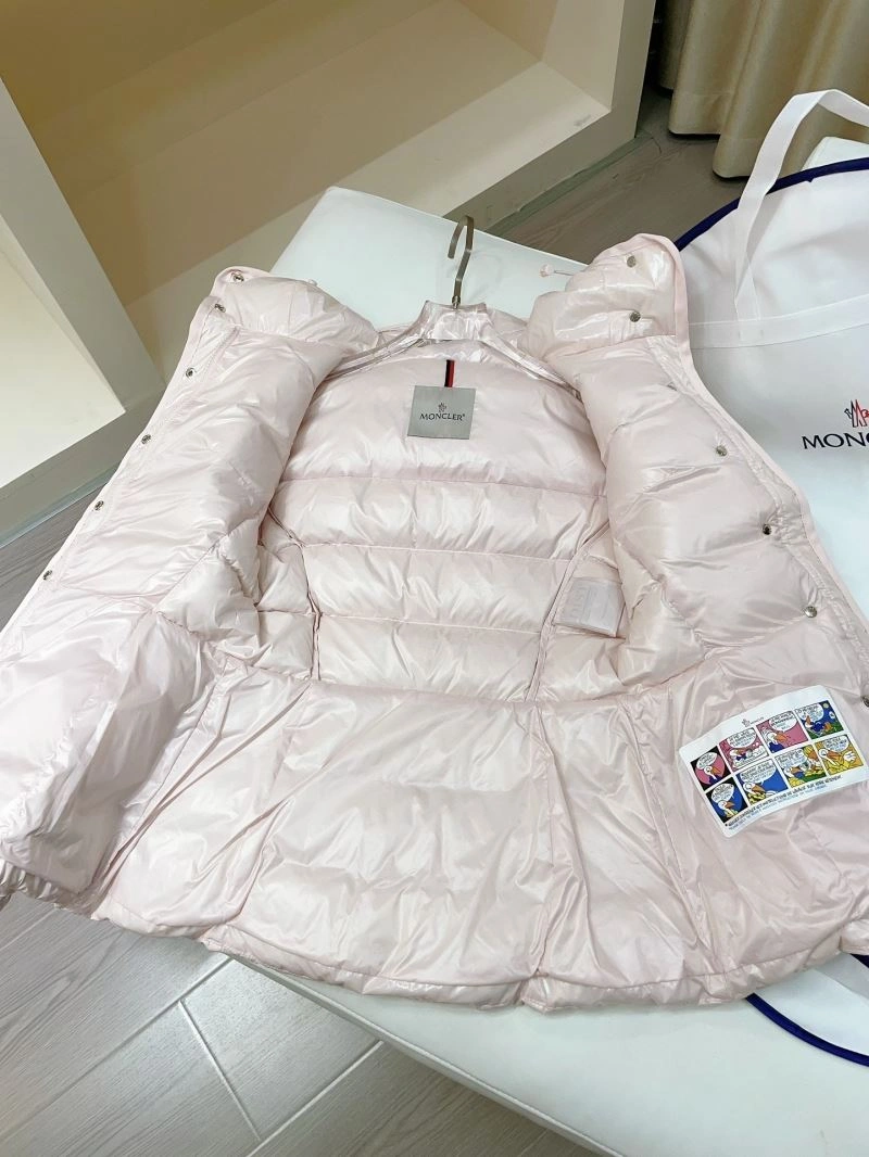 Moncler Down Jackets Sporty 145126