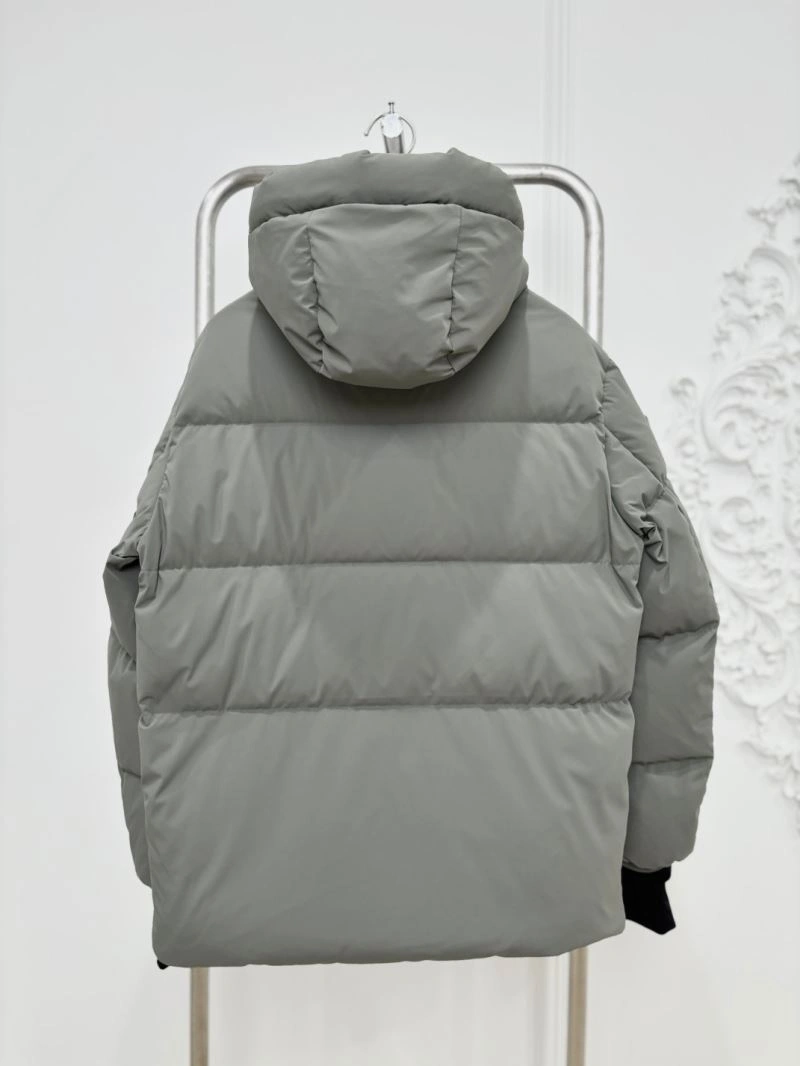 Moncler Down Jackets Chic 145125