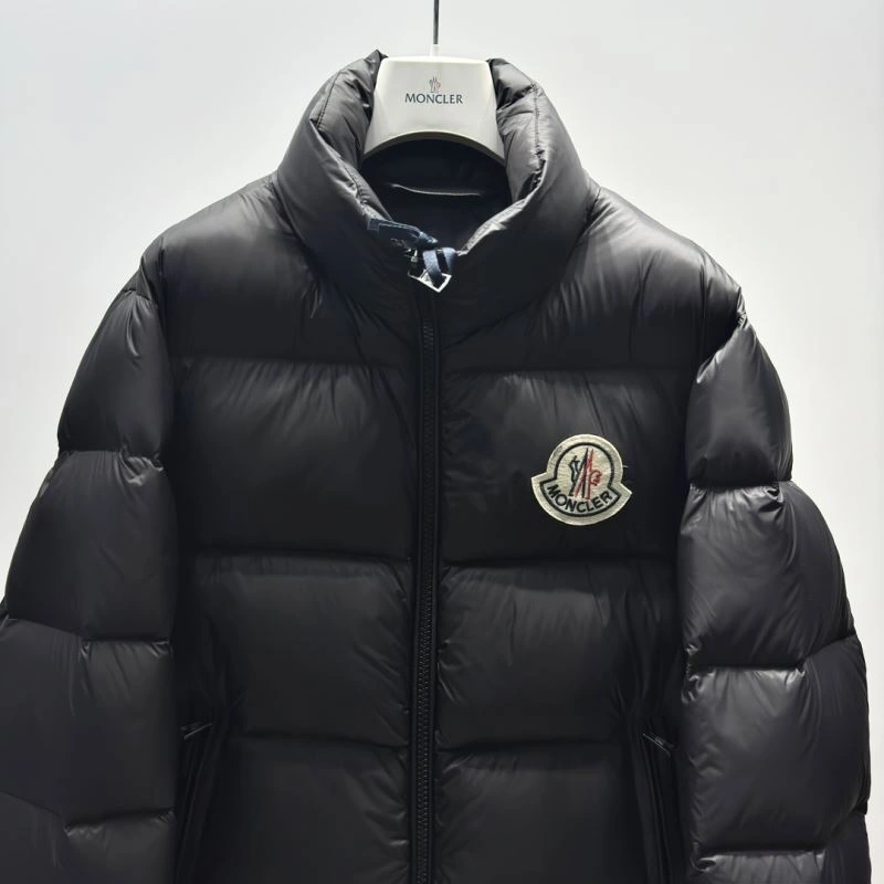 ZipUp Moncler Down Jackets 145116