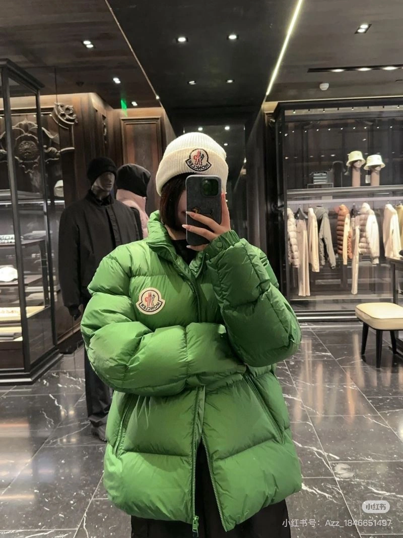 Moncler Down Jackets RelaxedFit 145123
