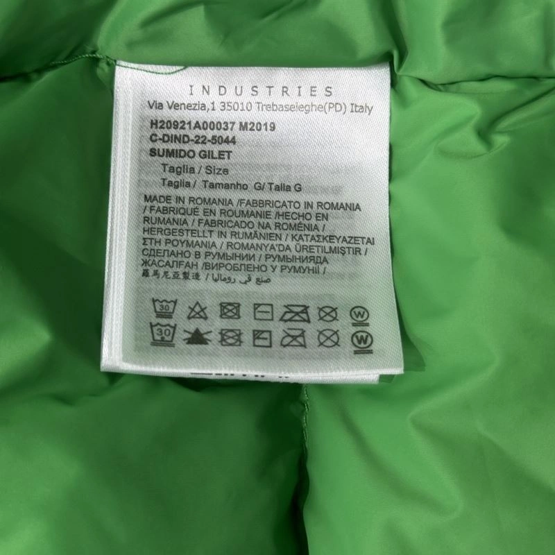 Moncler Down Jackets RelaxedFit 145123
