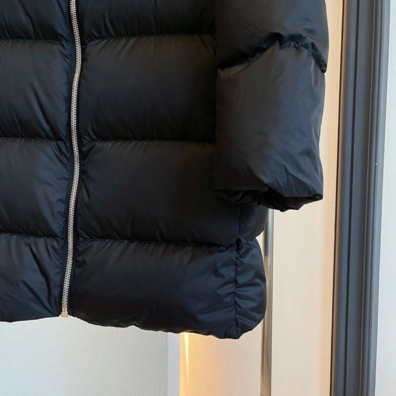 Youthful Moncler Down Jackets 145112