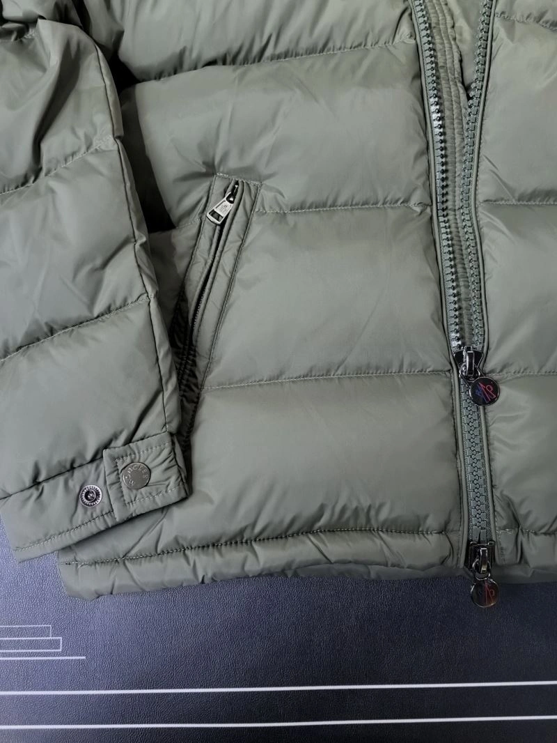 Moncler Down Jackets EasyCare 145114