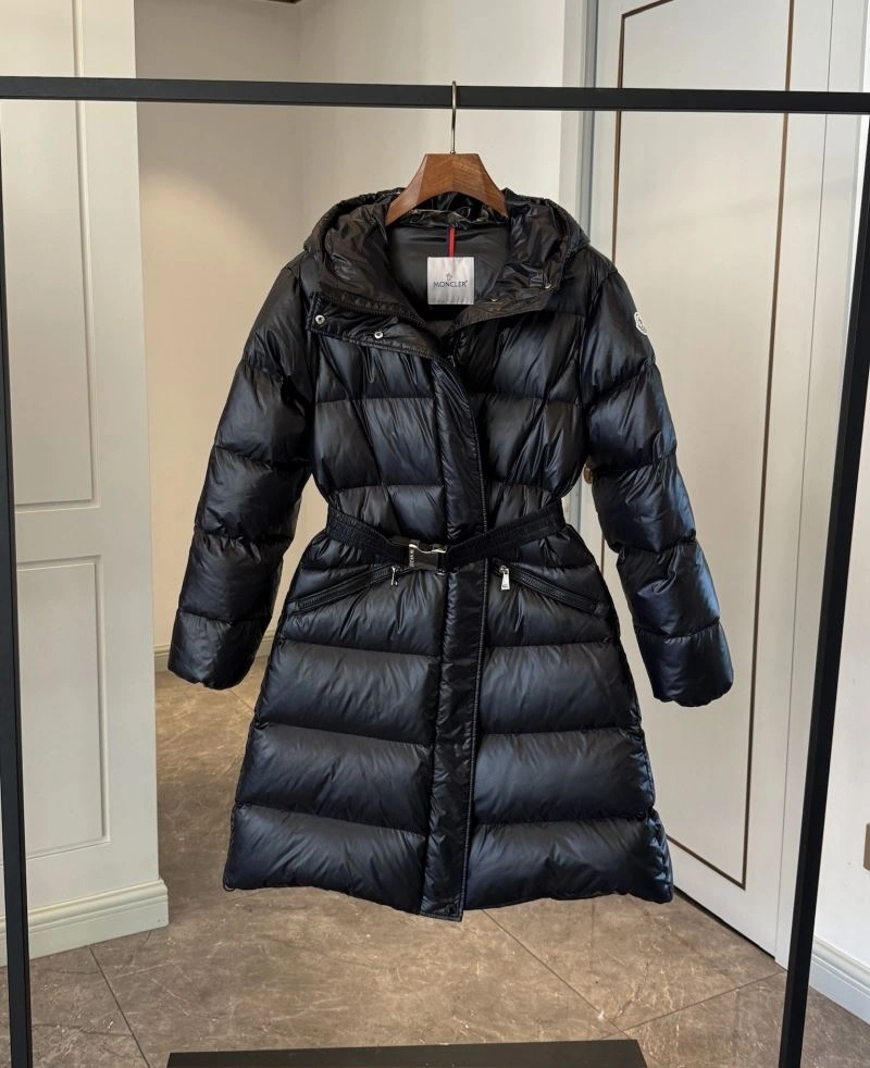 Moncler Down Jackets Colorful 145100
