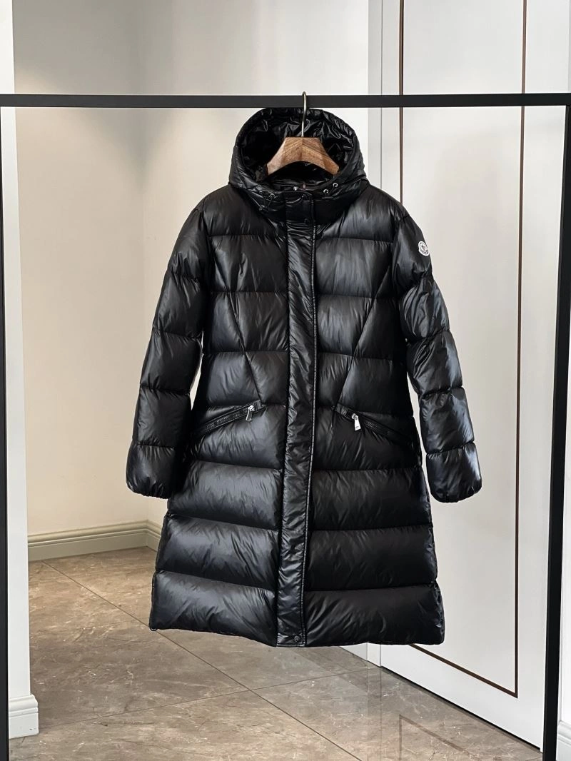 Moncler Down Jackets Colorful 145100