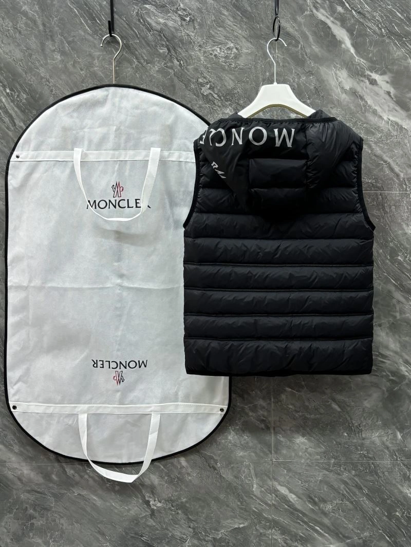 Moncler Down Jackets Soft 145097