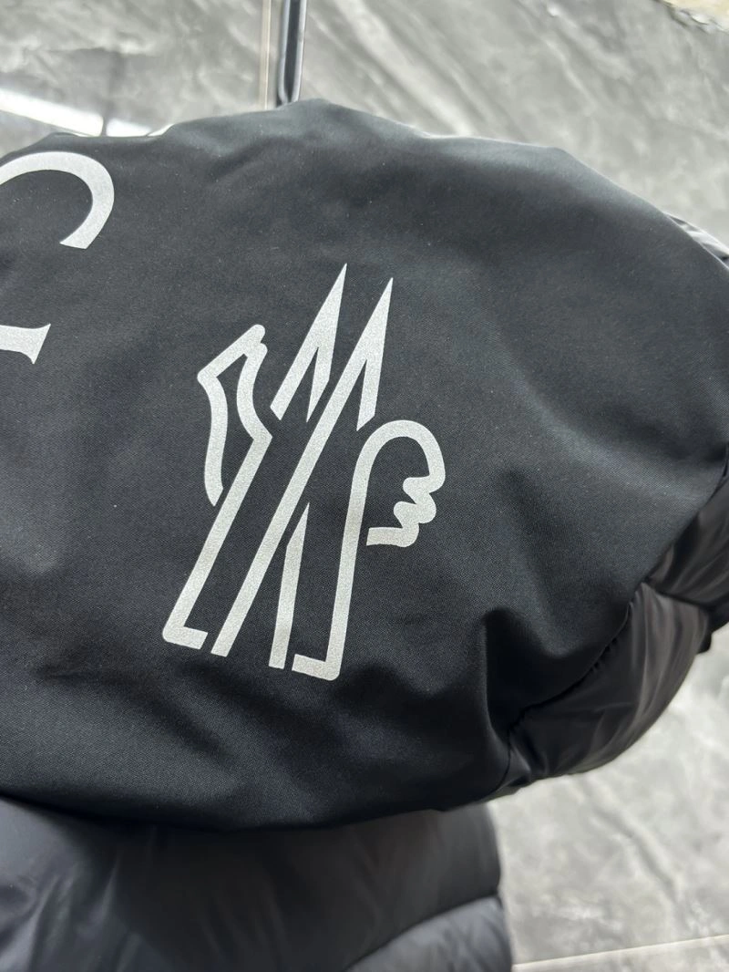 Moncler Down Jackets Soft 145097