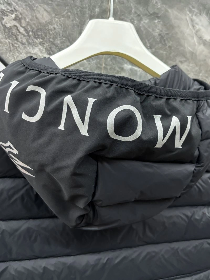 Moncler Down Jackets Soft 145097