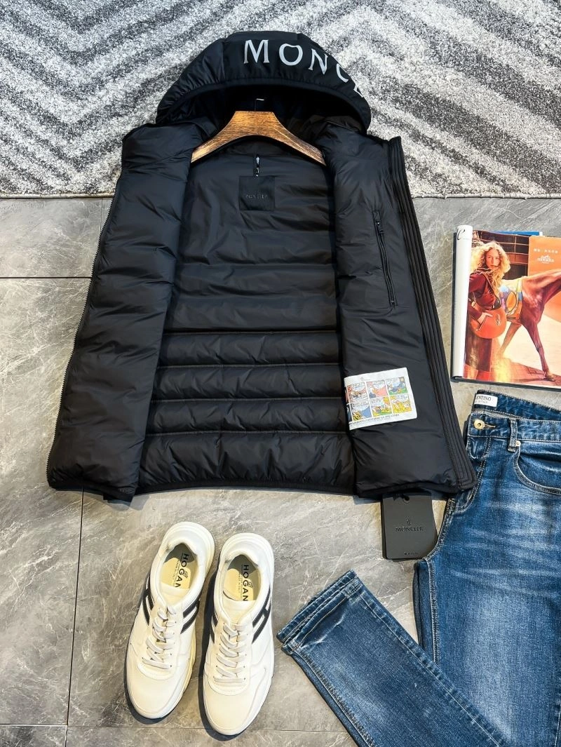 Moncler Down Jackets OnTrend 145095