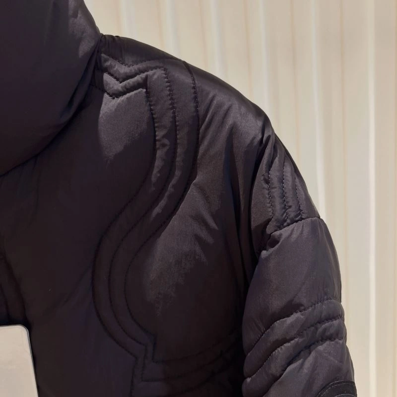 Moncler Down Jackets Stretchable 145089