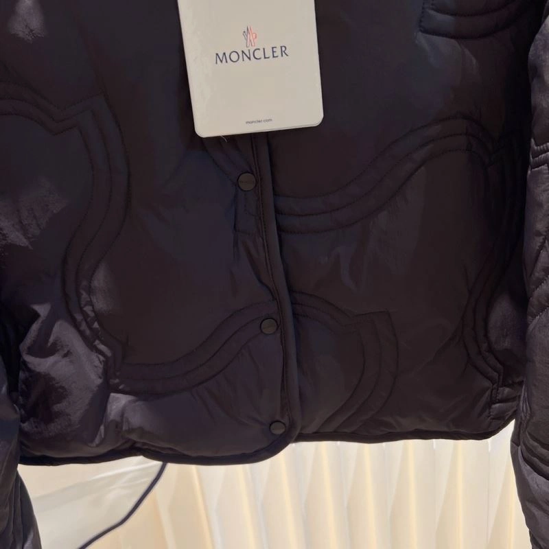 Moncler Down Jackets Stretchable 145089