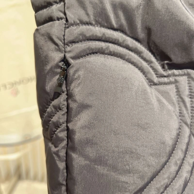 Moncler Down Jackets FlexibleFit 145093