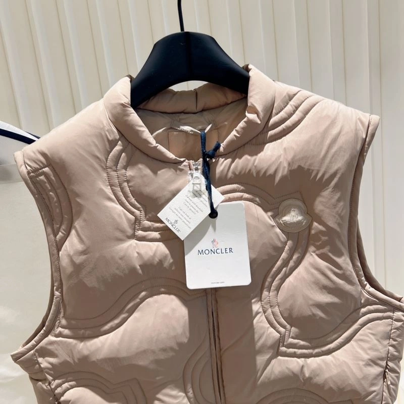 Moncler Down Jackets EasyCare 145071