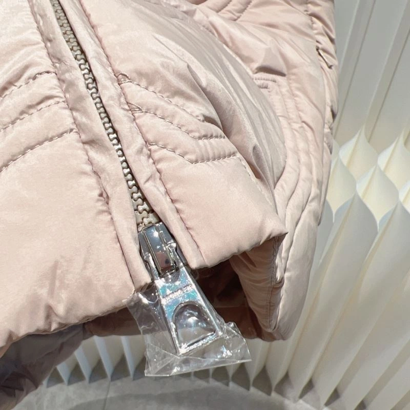 Moncler Down Jackets EasyCare 145071