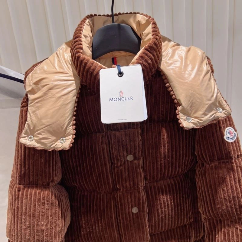 Moncler Down Jackets Elegant 145070