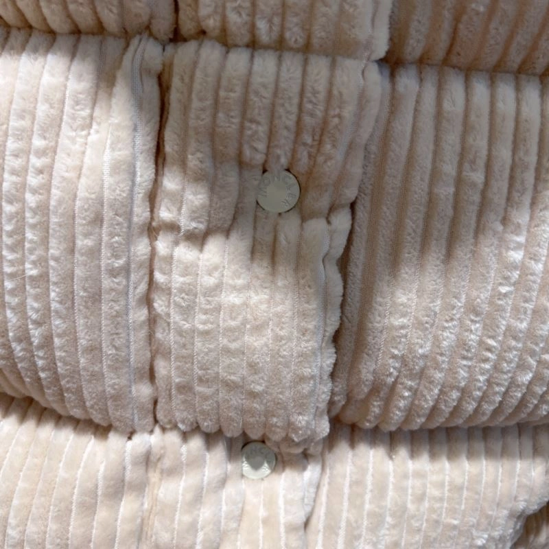 Moncler Down Jackets TimelessDesign 145084