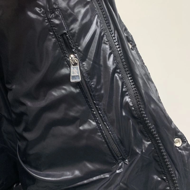 Moncler Down Jackets Packable 145069