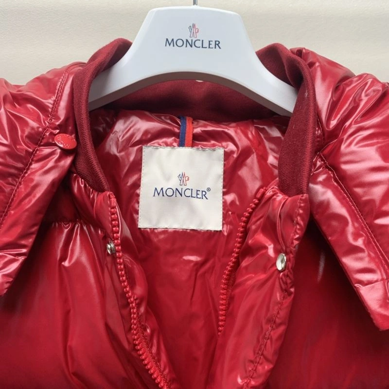 Moncler Down Jackets EasyMatch 145085