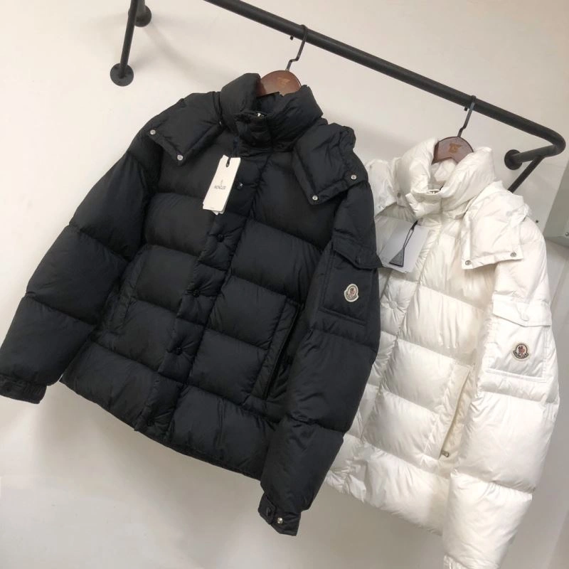 Moncler Down Jackets UrbanChic 145078