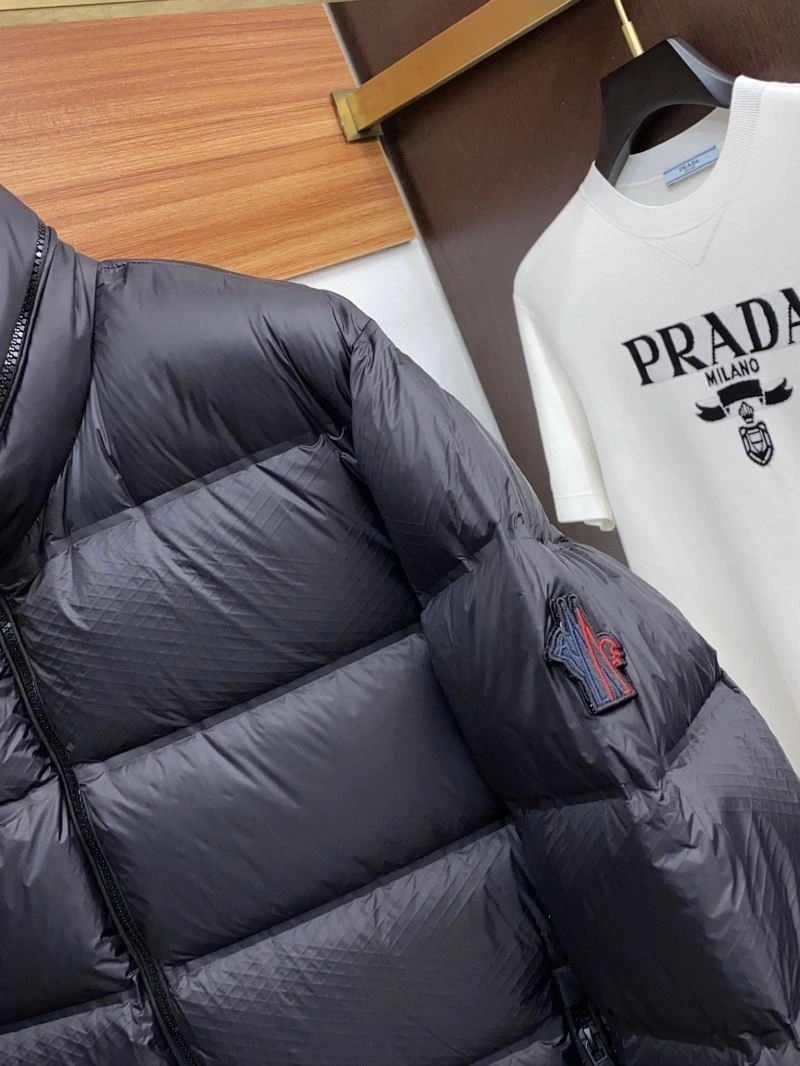 Moncler Down Jackets EasyMatch 145065