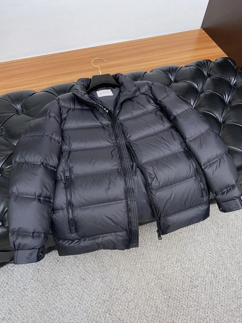 Moncler Down Jackets EasyMatch 145065