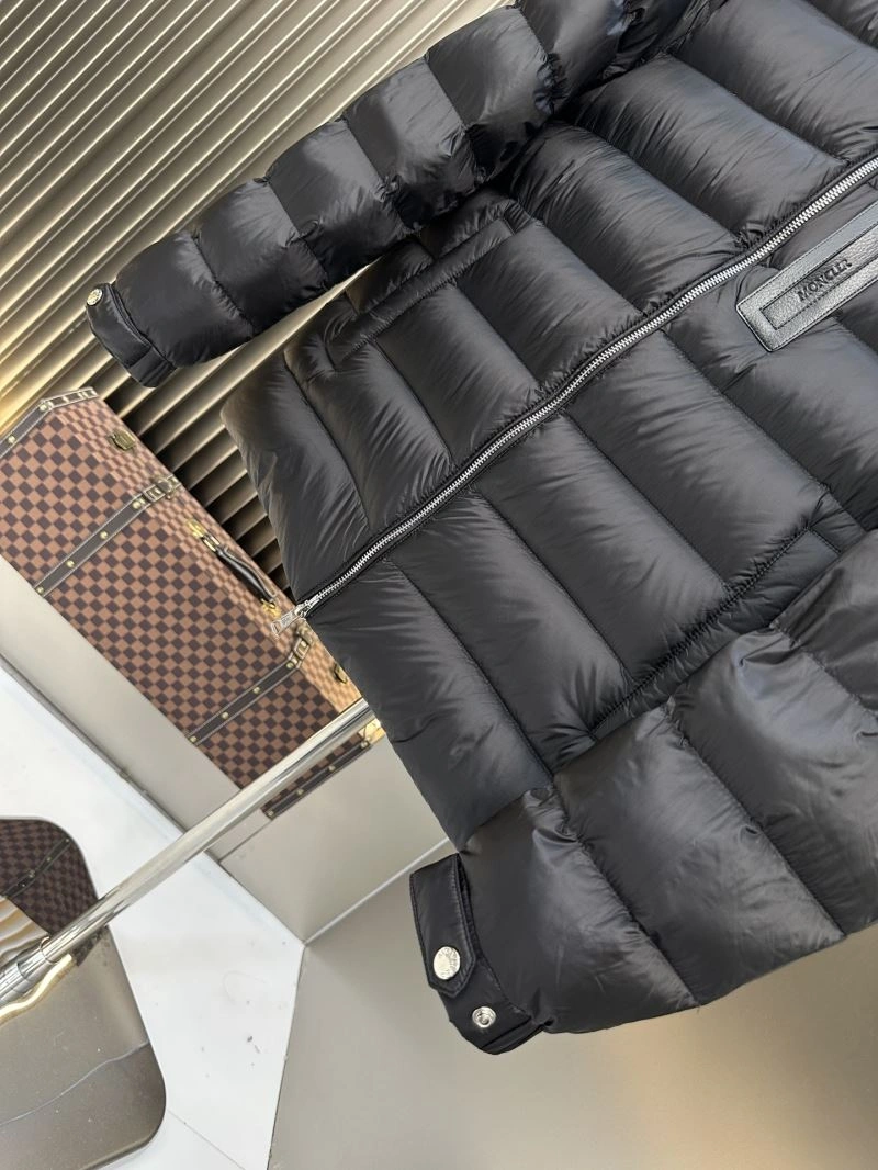 Moncler Down Jackets Fashionable 145063