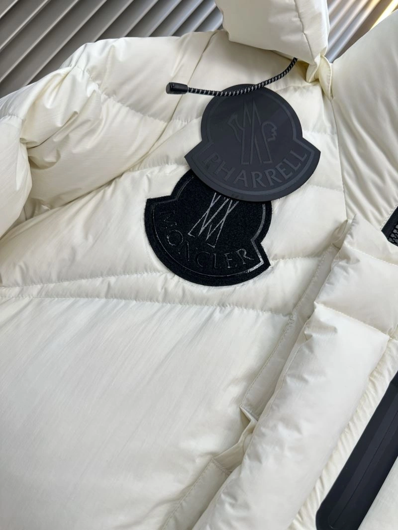Moncler Down Jackets Trendsetting 145060