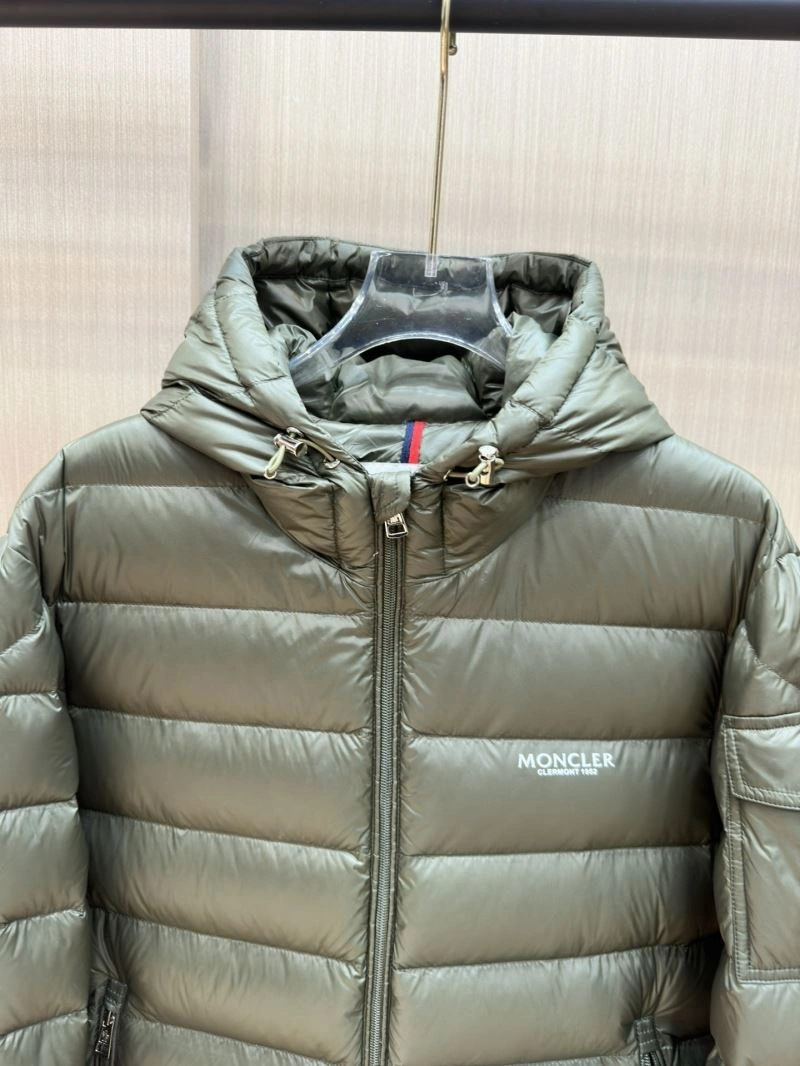 Moncler Down Jackets Packable 145058