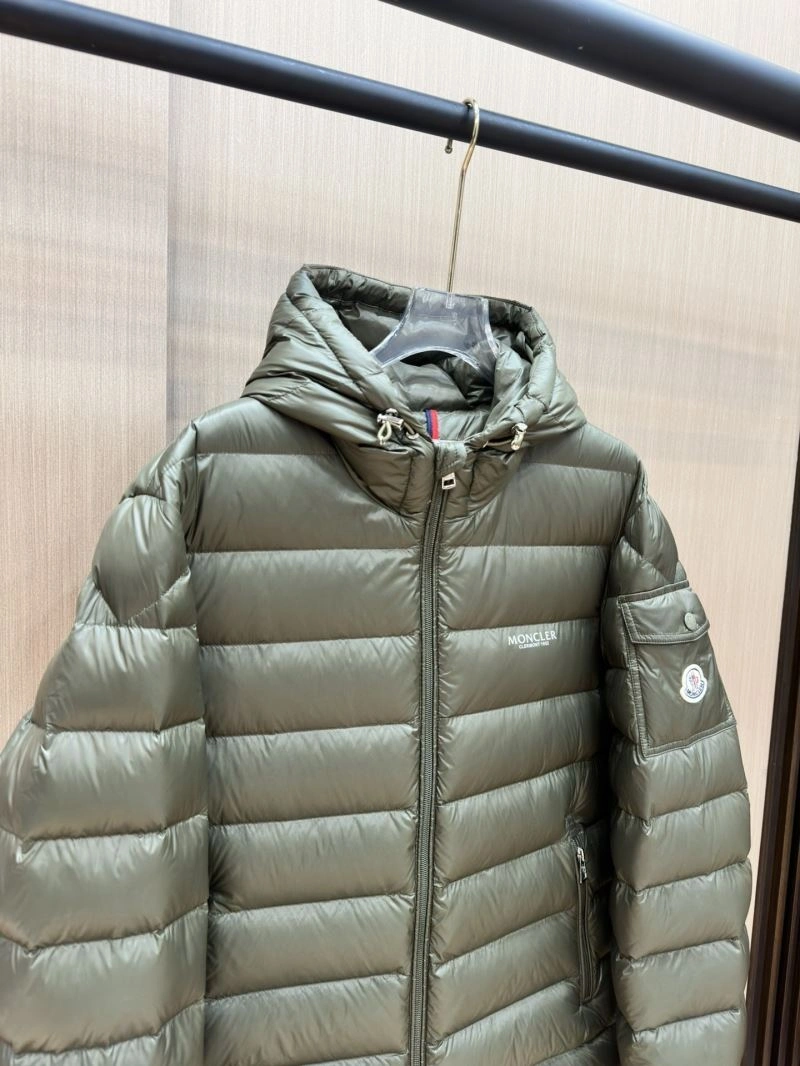 Moncler Down Jackets Packable 145058
