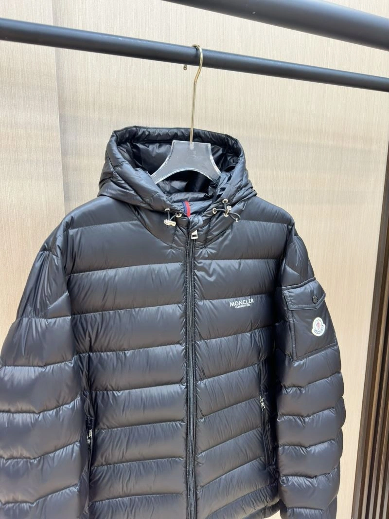 Moncler Down Jackets Fashionable 145057