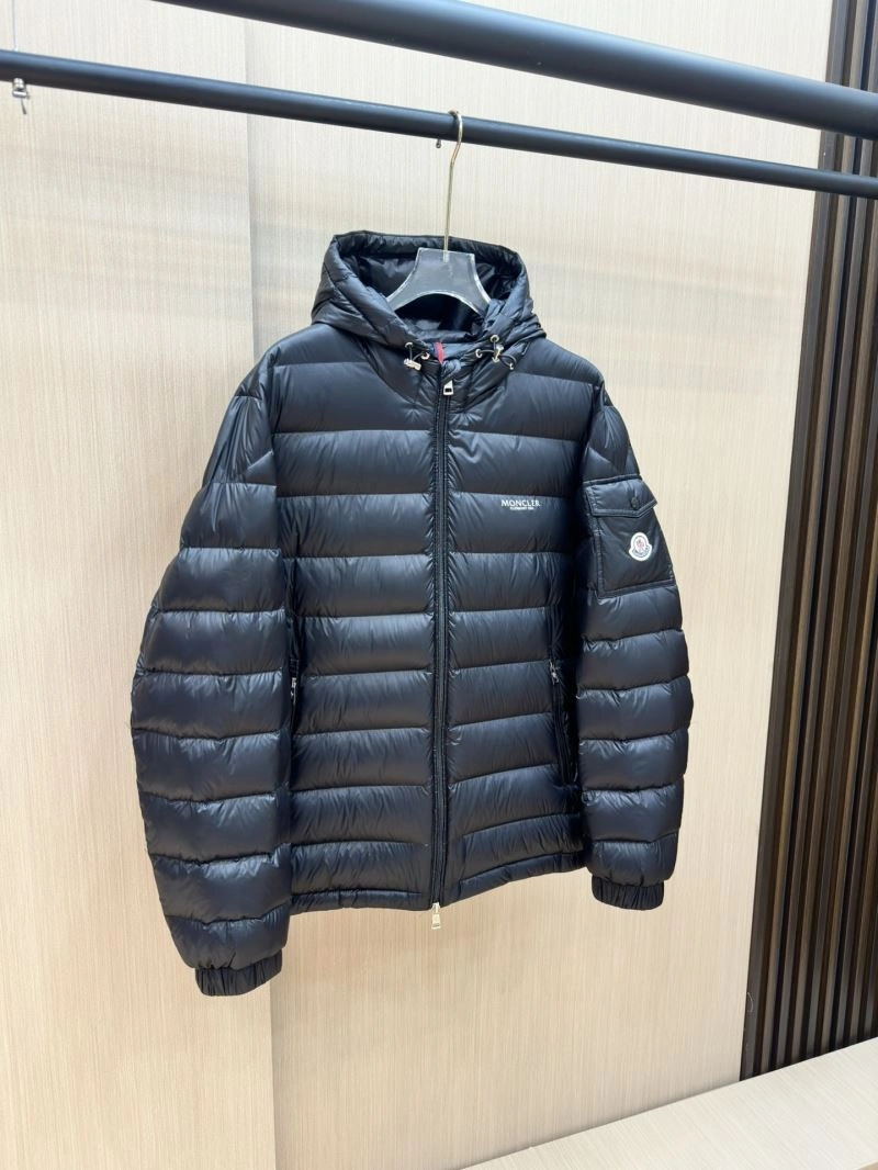 Moncler Down Jackets Fashionable 145057