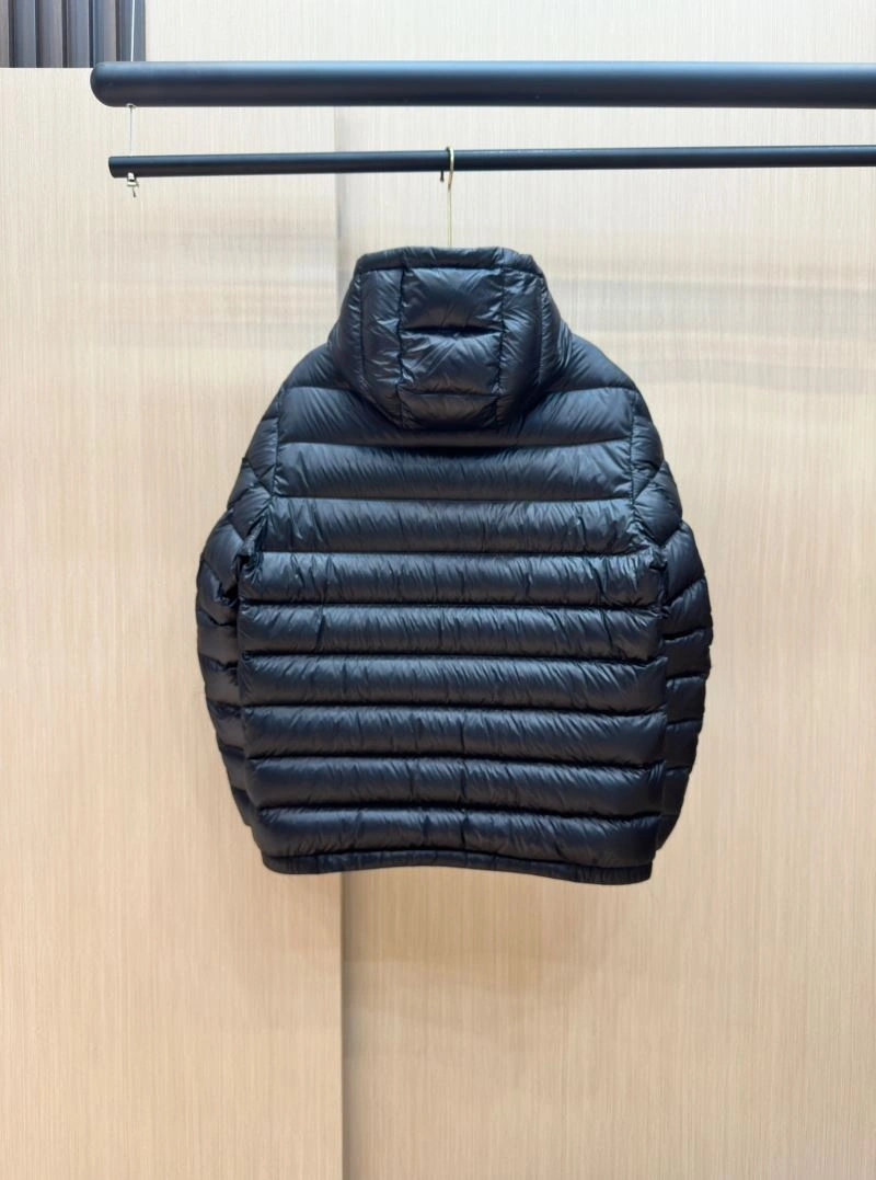 Moncler Down Jackets Fashionable 145057