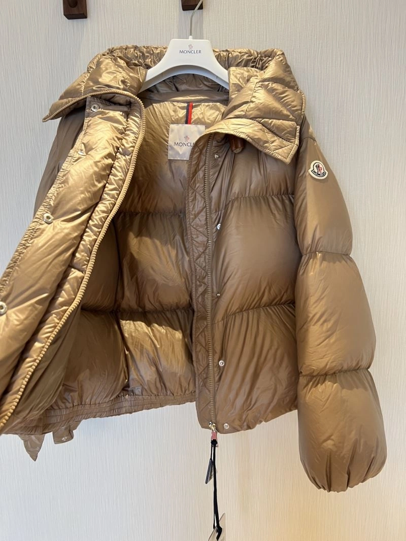 Moncler Down Jackets Trendsetting 145055