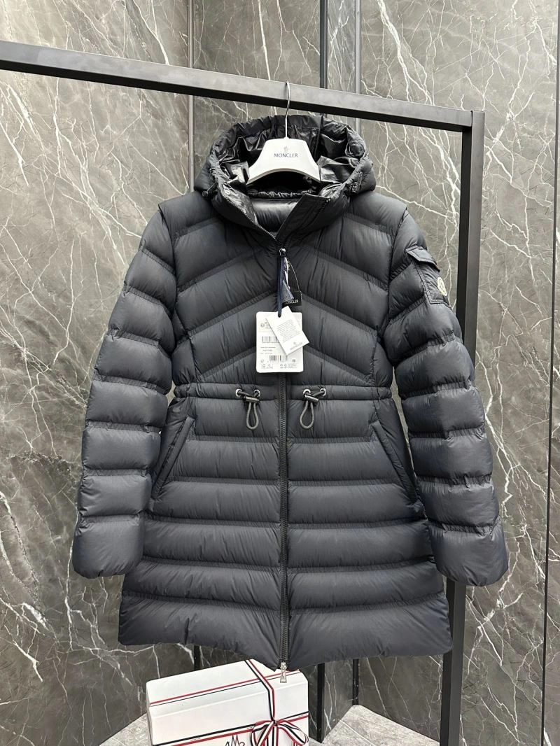 Moncler Down Jackets Trendsetting 145042