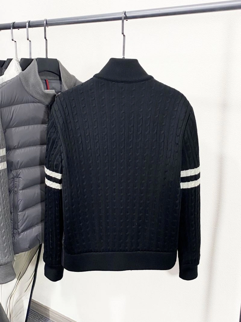 Moncler Down Jackets Attractive 145033