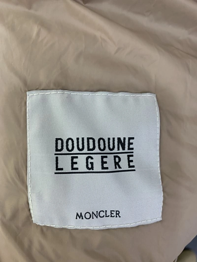 Lightweight Moncler Down Jackets 145044