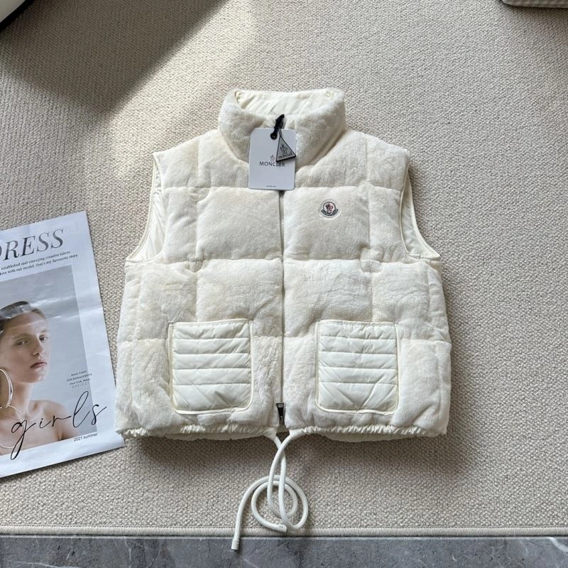 Sustainable Moncler Down Jackets 145024