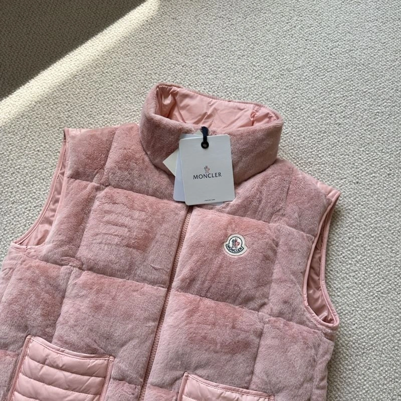 Chic Moncler Down Jackets 145040