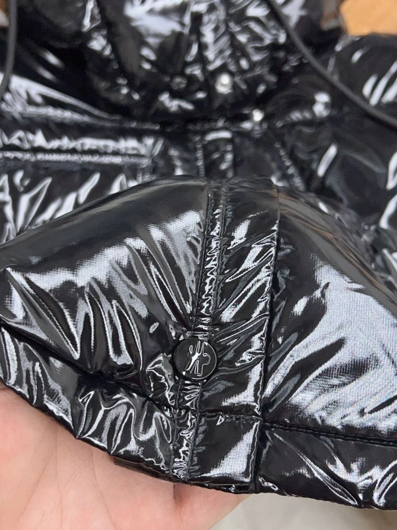 Functional Moncler Down Jackets 145034