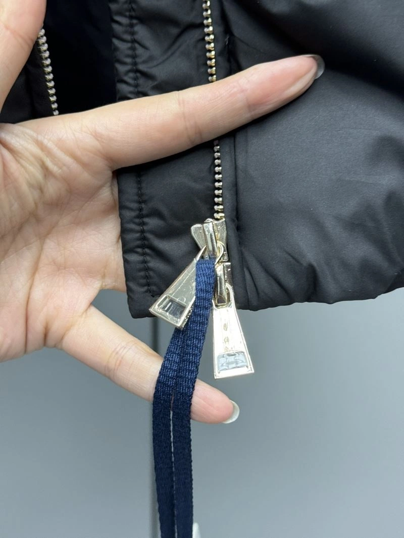 Moncler Down Jackets Lightweight 145035