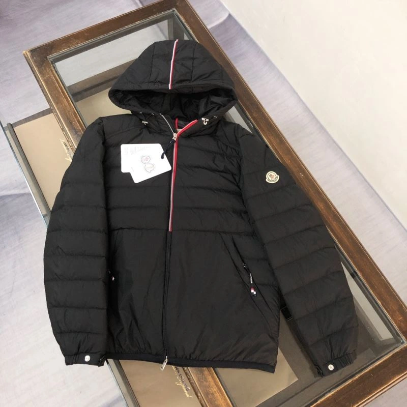 Moncler Down Jackets FlexibleFit 145039