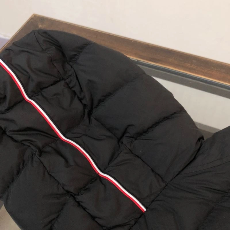 Moncler Down Jackets FlexibleFit 145039