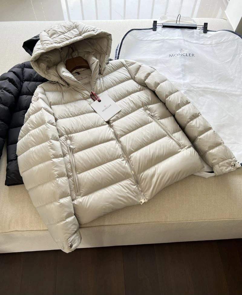 Moncler Down Jackets Classic 145048