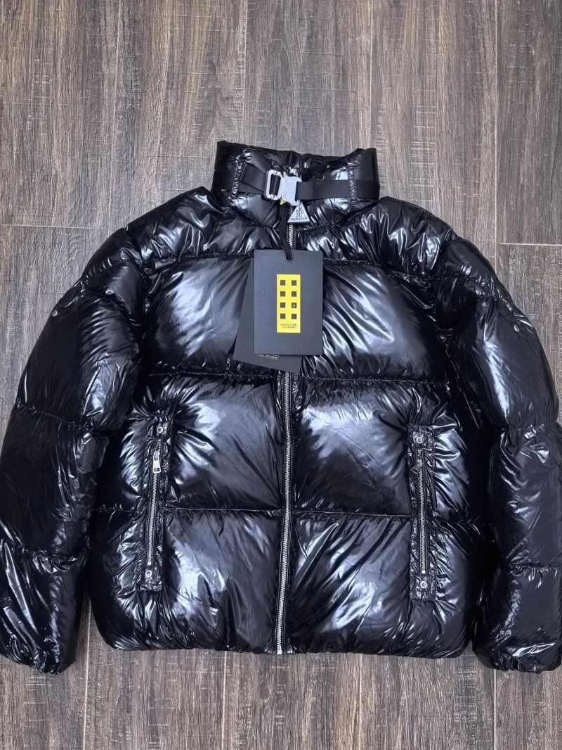 Breathable Moncler Down Jackets 145013