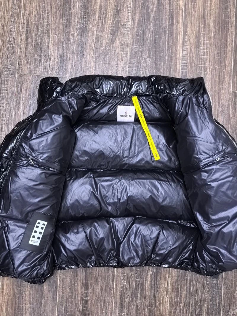 Breathable Moncler Down Jackets 145013