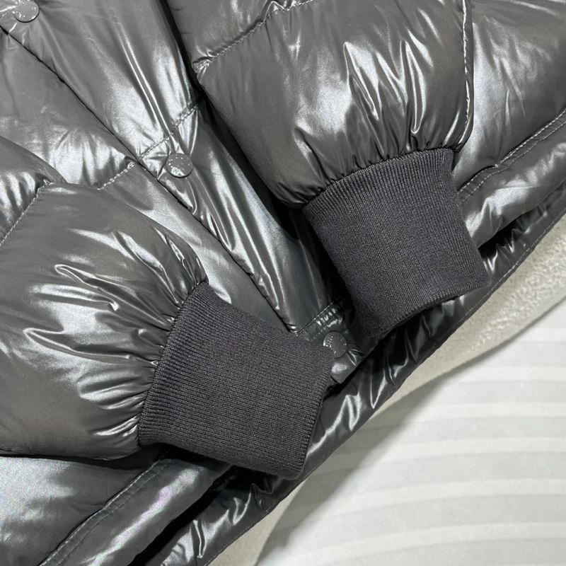 Supportive Moncler Down Jackets 145049