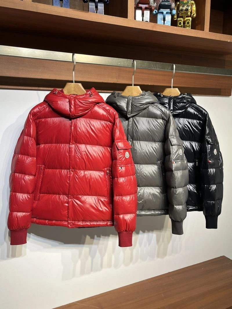 Moncler Down Jackets Sporty 145008