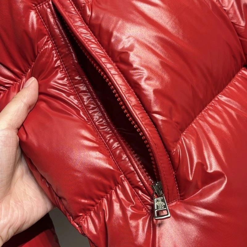 Moncler Down Jackets Sporty 145008